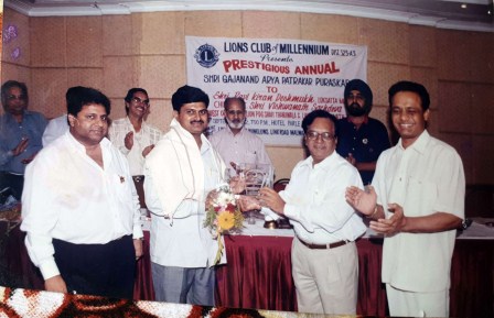 Lions Club of Millennium felicitation with Ganjanand Arya Patrakar Puraskar